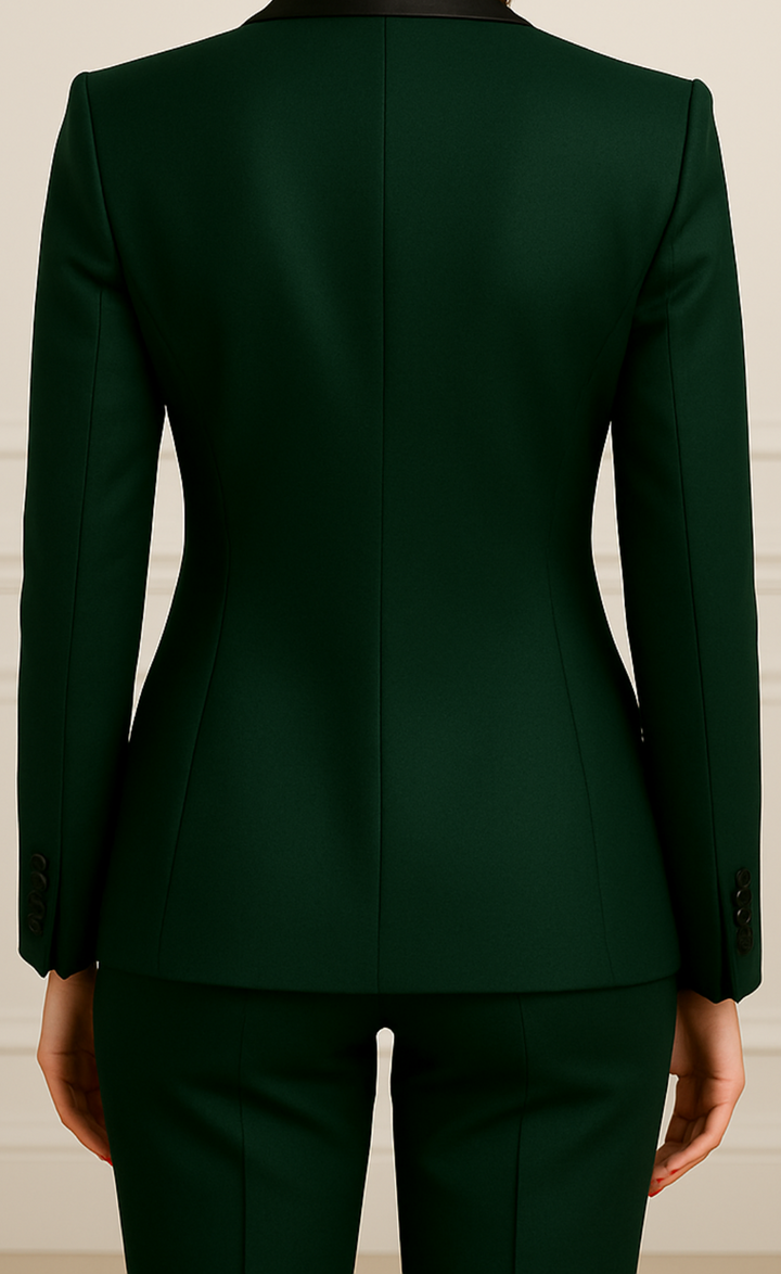 Dark Emerald Green Tuxedo Suit – Regal. Refined, Unforgettable