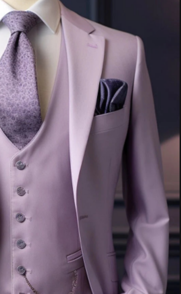 Modern Gentleman's Light Purple Three-Piece Suit