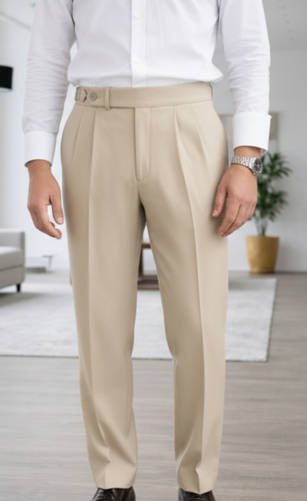 Men's Old Money Beige Pleated Trousers