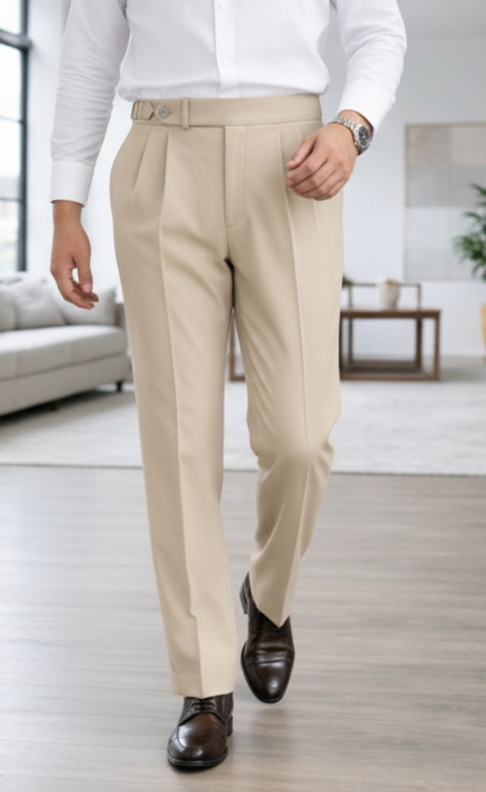 Men's Old Money Beige Pleated Trousers